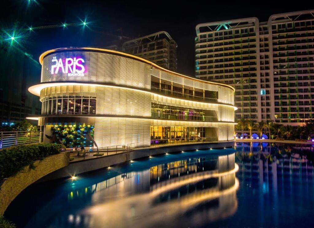Azure Urban Resort Paranaque City Exteriör bild