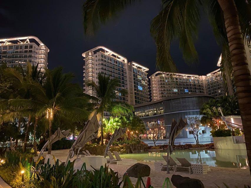 Azure Urban Resort Paranaque City Exteriör bild