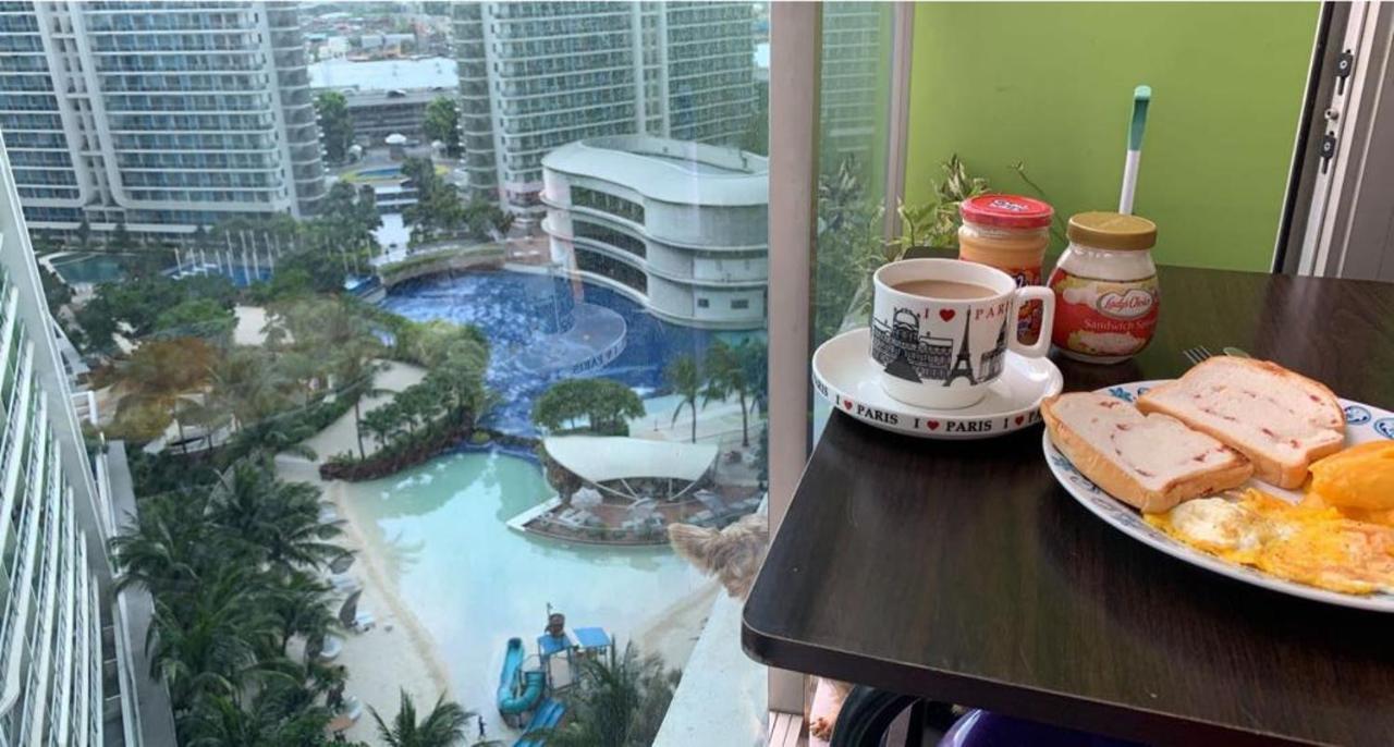 Azure Urban Resort Paranaque City Exteriör bild