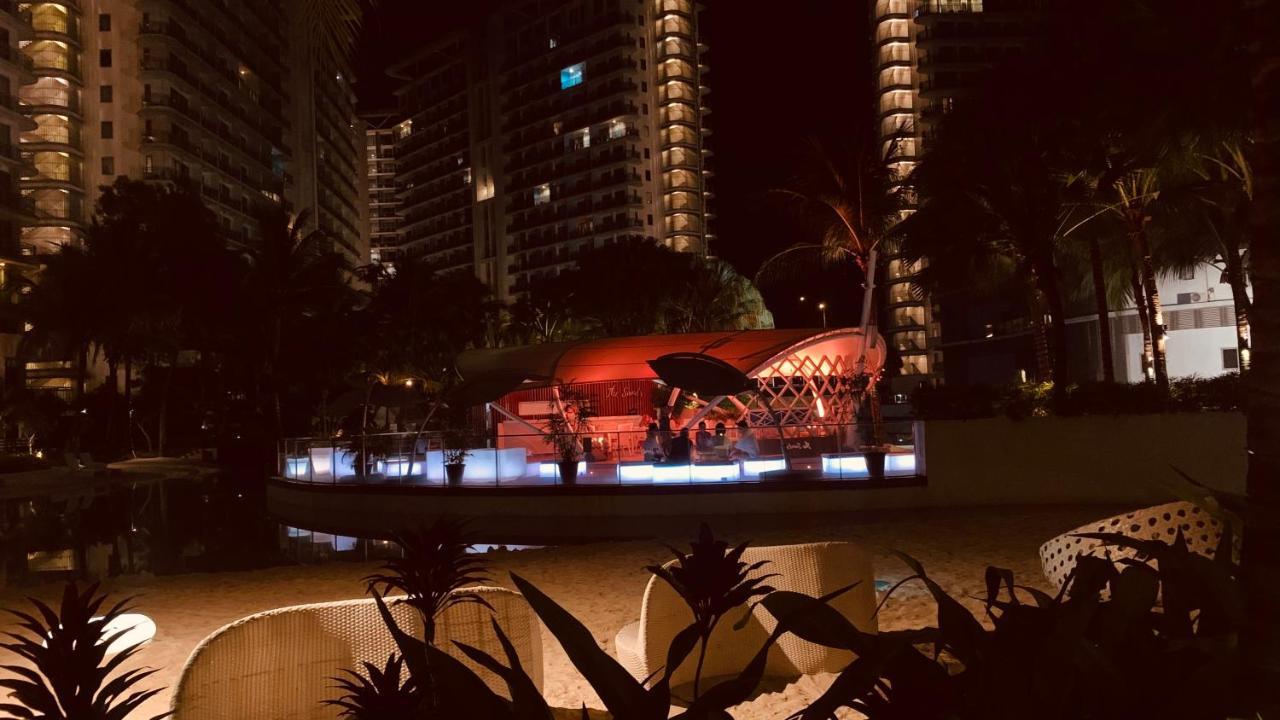 Azure Urban Resort Paranaque City Exteriör bild