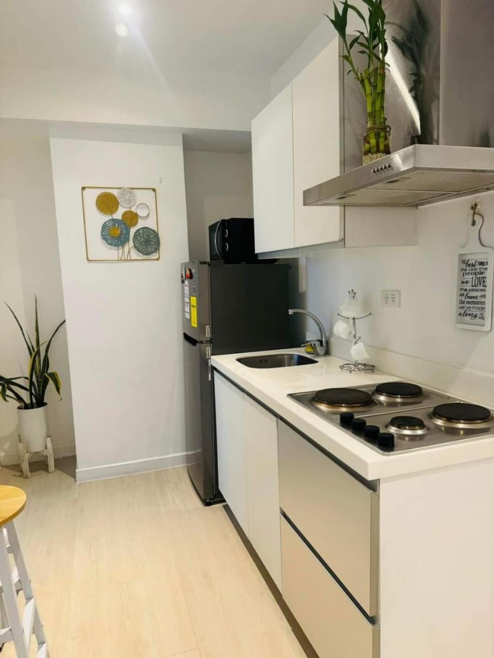 Azure Urban Resort Paranaque City Exteriör bild