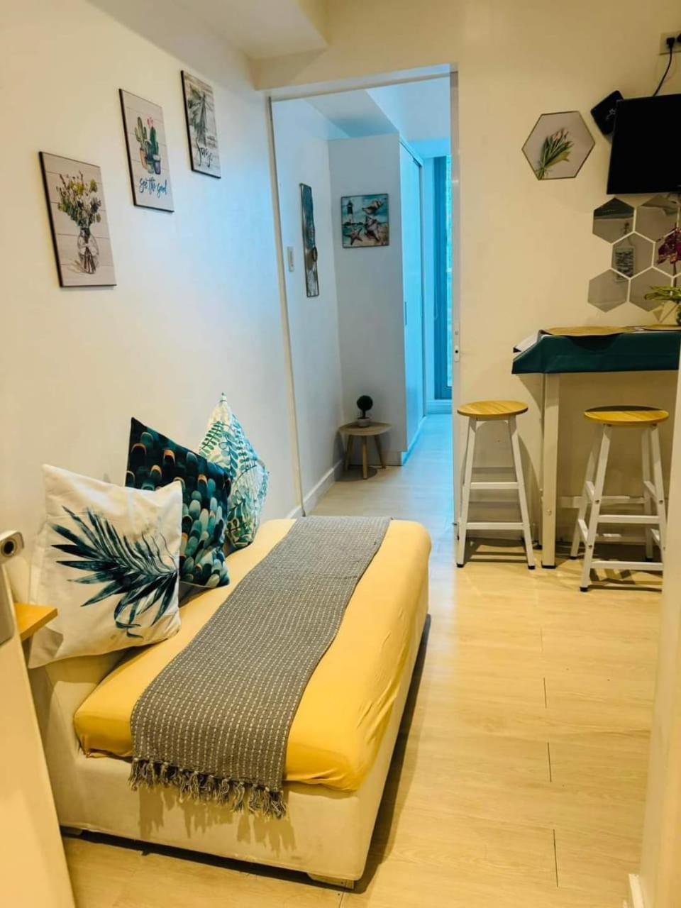 Azure Urban Resort Paranaque City Exteriör bild